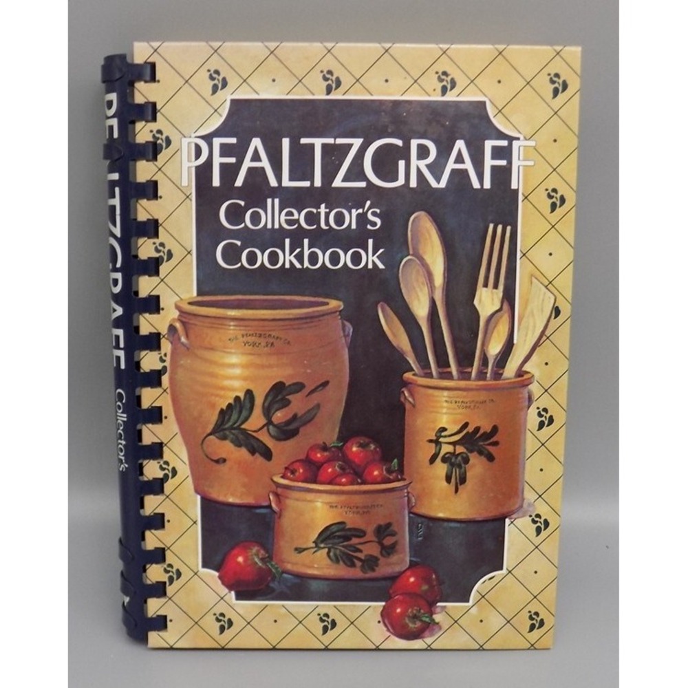 Pfaltzgraff Collectors Cookbook 1990 HB Family Favorites Clean Vintage